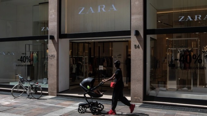 Voci di chiusura per lo store Zara in via XX Settembre