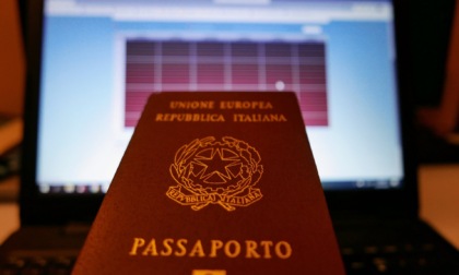Caos passaporti: la questura aprirà gli sportelli tutti i pomeriggi