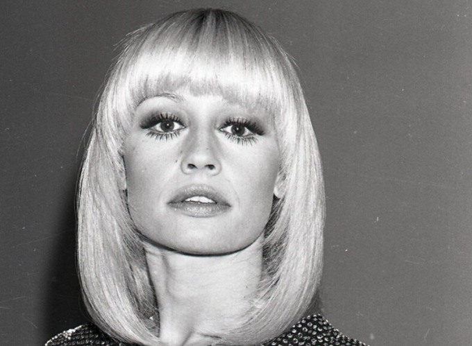 L’opera lirica su Raffaella Carrà si farà, costerà 674 mila euro (tutti raccolti da privati)