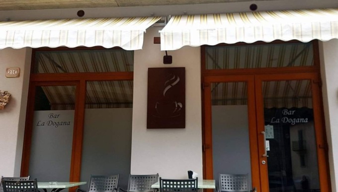 Averara, dopo un anno riapre il bar La Dogana grazie a una 19enne di San Giovanni Bianco