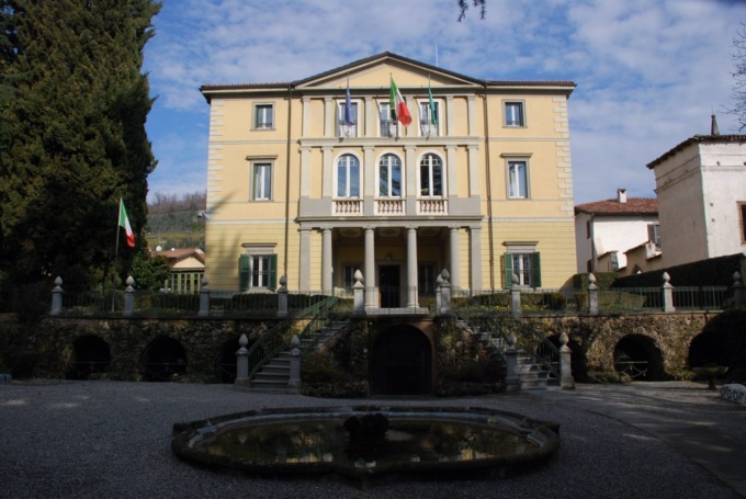 Il Comune di Castelli Calepio è stato condannato a risarcire ventisette dipendenti