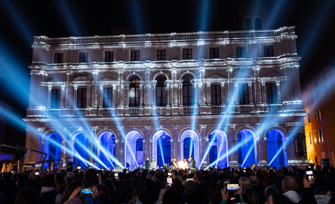 Ressa in Città Alta per la Festa delle Luci, il Comune chiude il traffico venerdì e sabato sera