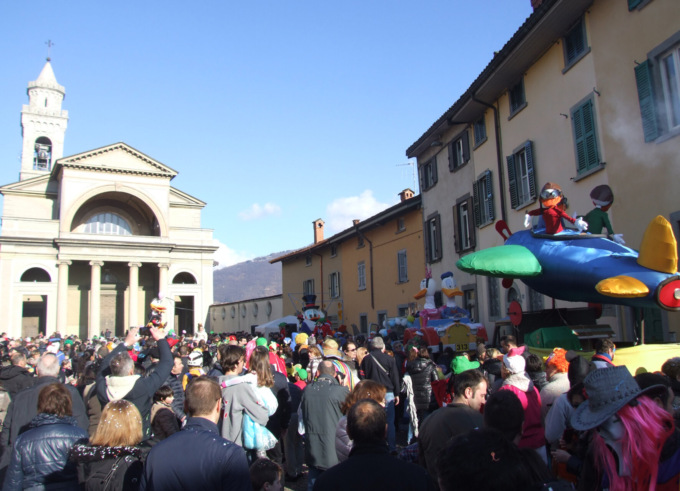 Tre anni dopo l’inizio dell’incubo, ad Albino torna la grande festa di Carnevale