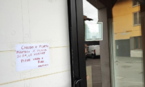 Colpo goffo in pizzeria: sfonda a calci la vetrina per un bottino di 30 euro