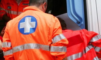 Violento incidente tra due auto a Nembro, ci sono tre feriti (tra cui un bambino)