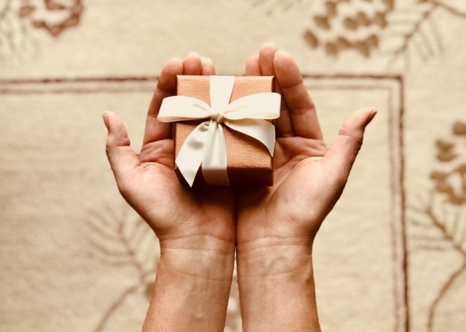 Regalo di compleanno per un amico: ecco 5 idee originali