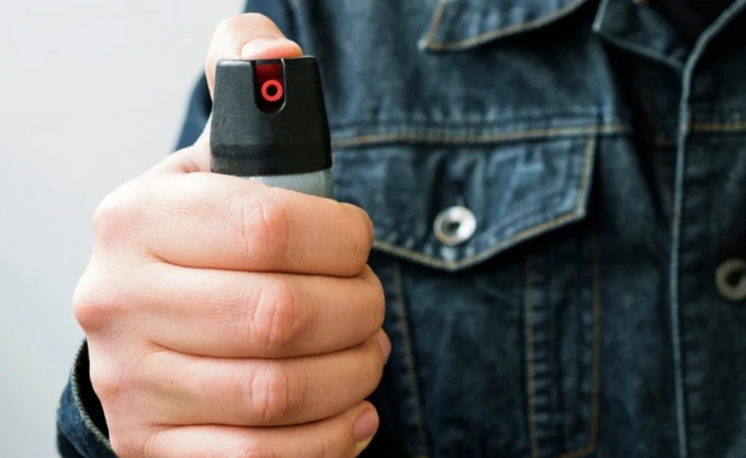 Vendetta con spray al peperoncino: tanti intossicati in Porta Nuova