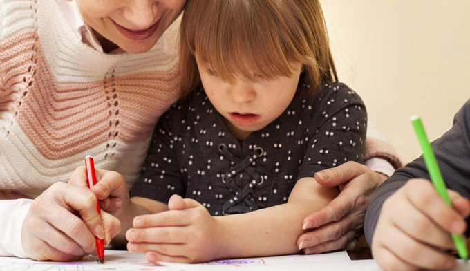 «Ansia a tempo indeterminato», troppa incertezza per gli educatori scolastici. Le testimonianze