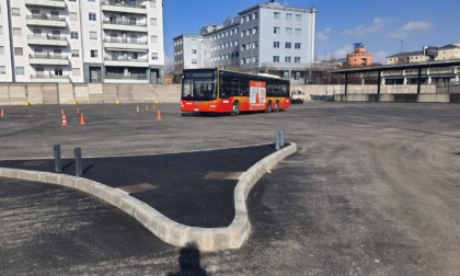 Dall'1 aprile l'ex dogana di via Rovelli accoglierà i bus turistici. Passeggeri lasciati in stazione
