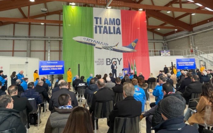 «I nuovi hangar Ryanair porteranno Bergamo al collasso ambientale. Salvini pensi al suo Ministero»