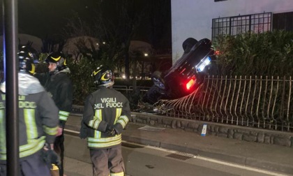 Terribile incidente a Palazzolo, tre giovani rimasti feriti (ma non sono gravi)