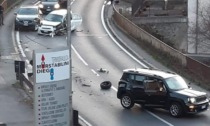 Incidente a Ponte Nossa: cinque persone ferite, traffico bloccato