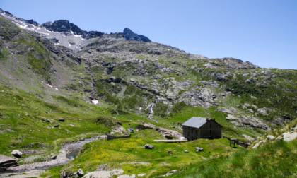 Il rifugio Antonio Curò, da oltre un secolo a guardia delle meraviglie della Val Seriana