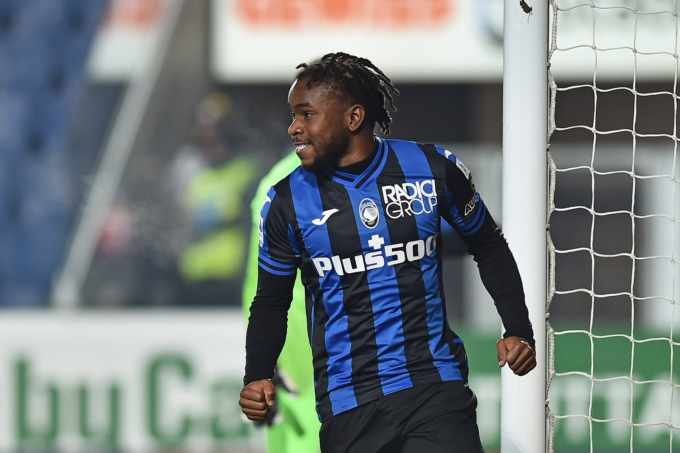 Nuovo infortunio in casa Atalanta, Lookman si ferma per un problema al bicipite femorale