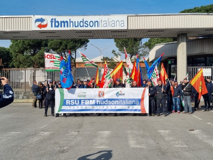 Sciopero riuscito alla Fbm Hudson di Terno d’Isola, i sindacati: «Adesso soluzioni per lavoratori»