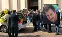 Brignano, il rombo delle Vespa per l'ultimo saluto a Giordano Saccenti, morto a 38 anni
