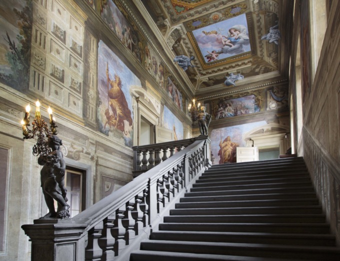 A Palazzo e Giardini Moroni si imbastisce la prima edizione di “Seta. Sul filo di una storia”