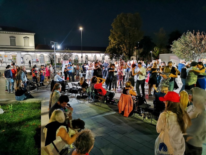 Il 6 e il 13 maggio Piazzale Marconi diventerà una pista da ballo animata da danze popolari