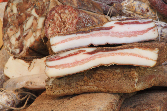 Pancetta prodotta a Mozzo a rischio Listeria: lotto ritirato