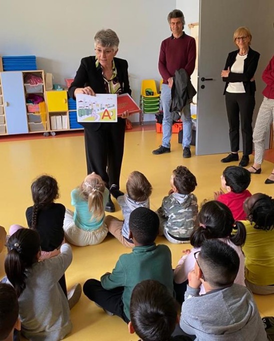 L’Abbecedario di Bergamo arriva nelle scuole «per accompagnare i piccoli alla scoperta della città»