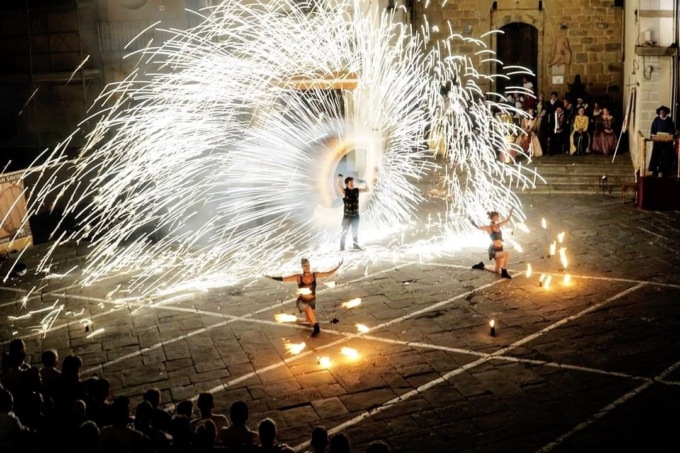 Dopo quattro anni di stop, torna ad Ardesio il festival degli artisti di strada “Come d’Incanto”