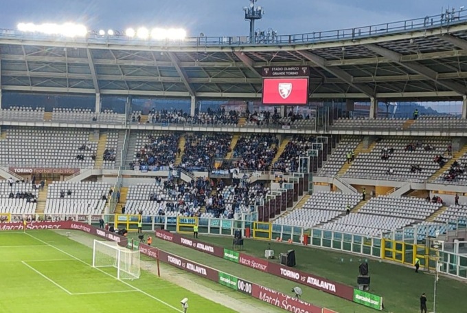 Grande festa per i 604 nerazzurri nel settore ospiti di Torino. In attesa della bolgia al Gewiss