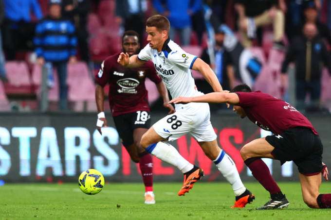 Pasalic aiuta l’NK Gosk (in Croazia): sistemati i campi e le protezioni del centro sportivo