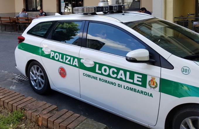 Intestavano utenze domestiche a persone inconsapevoli, vittime cittadini di Romano