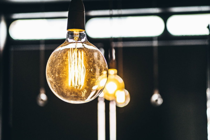 Come risparmiare sulle utenze luce, gas e internet