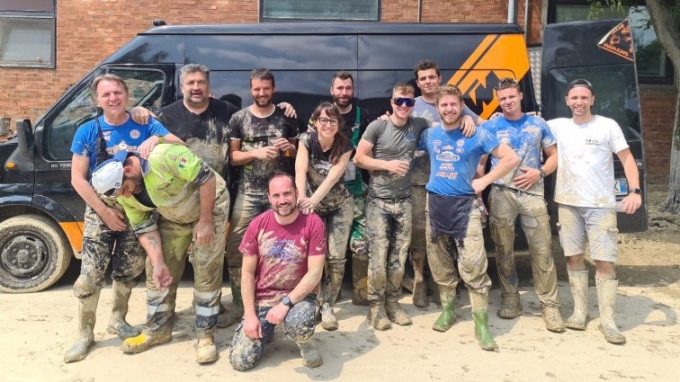 Alluvione in Emilia Romagna, sprint dei motociclisti da Mozzo in soccorso a Faenza
