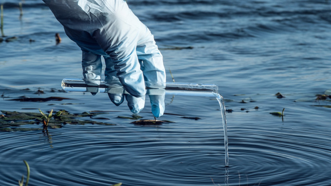 Acque potabili contaminate in regione, la Bergamasca è la seconda provincia per percentuale