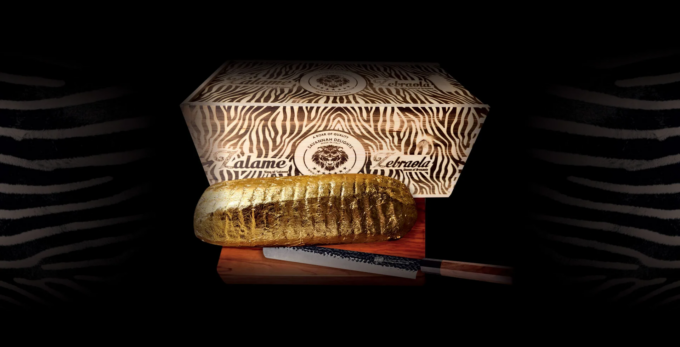 Non solo salame nostrano: nelle valli bergamasche c’è anche la carne di zebra ricoperta d’oro