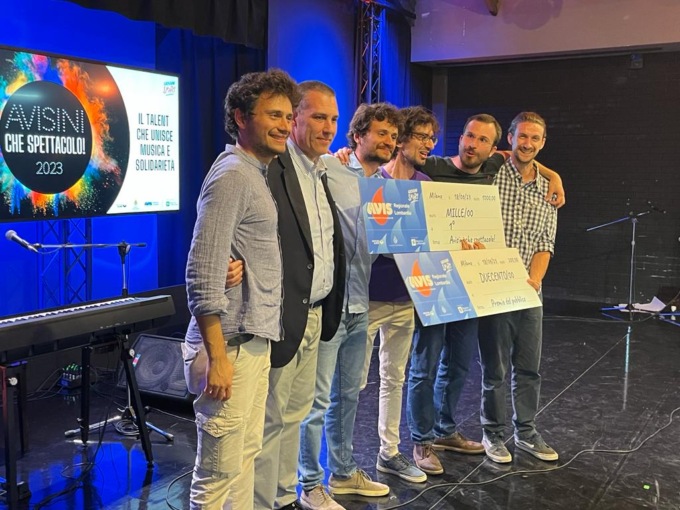 La band bergamasca dei Frattaglie trionfa nel contest “Avisini che spettacolo”