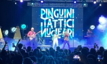 Sorpresona alla Festa della Musica: i Pinguini Tattici Nucleari hanno suonato al Lazzaretto
