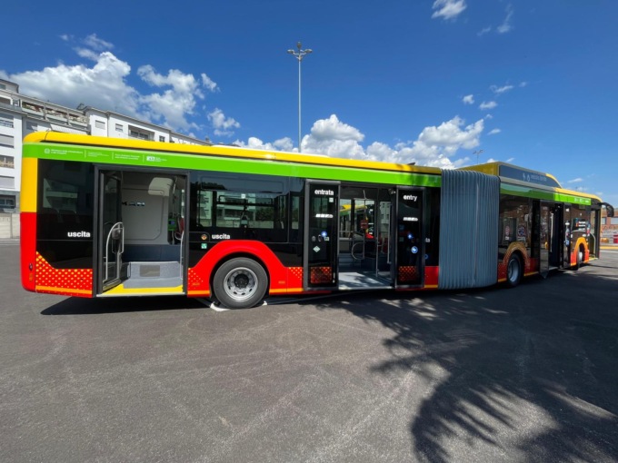 Bus e tram, orario invernale Atb con modifiche alla linea 5 per la chiusura del ponte di Gorle