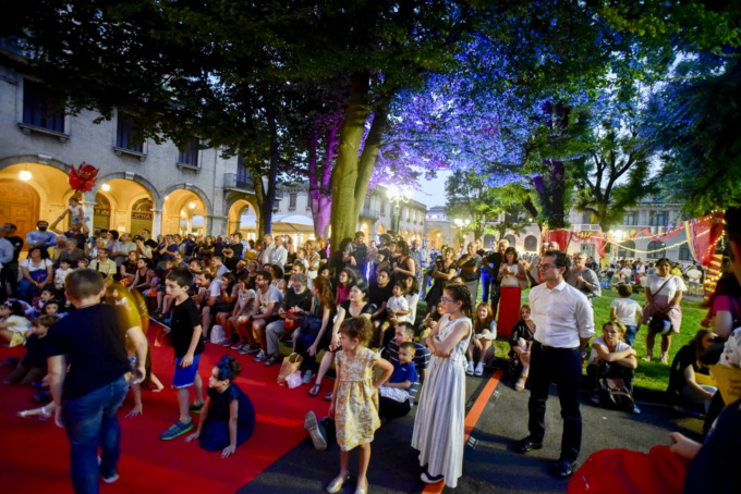 Donizetti Night, ci siamo: venti palchi, sessanta artisti, gastronomia a tema