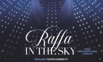 "Raffa in the Sky", il discusso spettacolo su Raffaella Carrà, debutta il 29 settembre al Donizetti