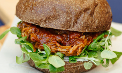 Decretato a San Pellegrino il migliore cibo di strada italiano: è il vegano Van Ver Burger