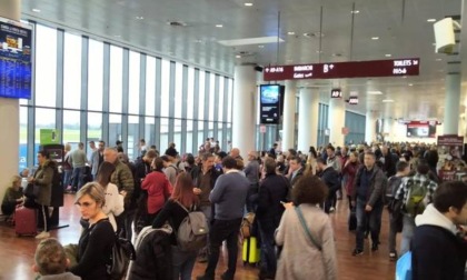 Mezzo chilometro per arrivare al gate: l'aeroporto di Orio è il terzo più... scomodo d'Italia