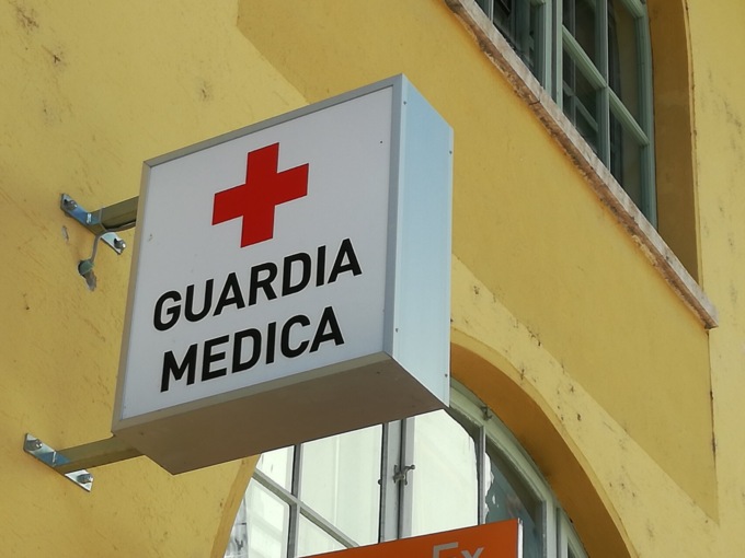 Guardia medica in Bergamasca: al di là della polemica, i turni di notte fanno paura