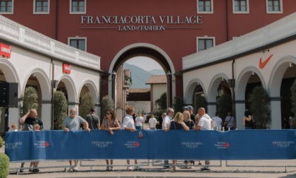 Brividi d'altri tempi al Franciacorta Village: che successo il passaggio della 1000 Miglia!