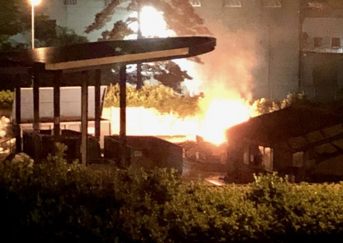 Ad Albino fiamme, danni e dispetti. Ma lo fanno soltanto per noia?