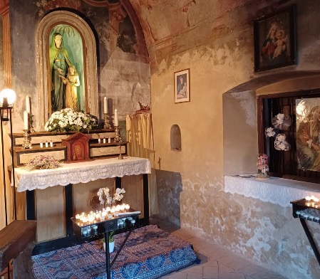 Ponte San Pietro ha festeggiato Sant’Anna, ma la sua chiesetta cade a pezzi