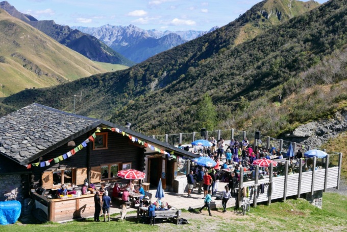 Il rifugio Mirtillo di Lizzola riapre agli escursionisti: ecco chi sono i nuovi gestori