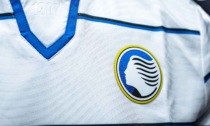 Il logo sulla nuova seconda maglia dell'Atalanta è sbagliato? No, parola di collezionista