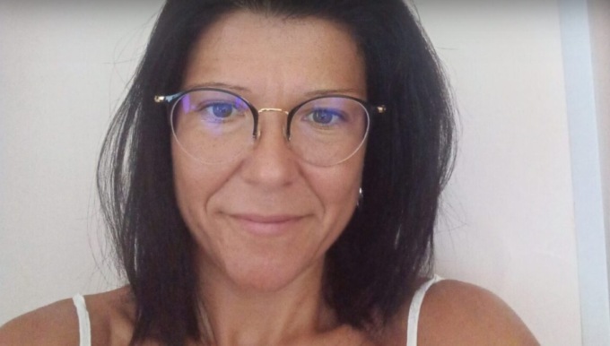 Ottiene il trasferimento in Bergamasca, poi glielo revocano: il racconto di una maestra di Curno