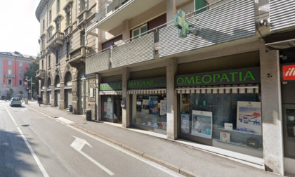 Rapina una farmacia in via Maj, poi compra la cocaina in stazione: arrestato 50enne bresciano