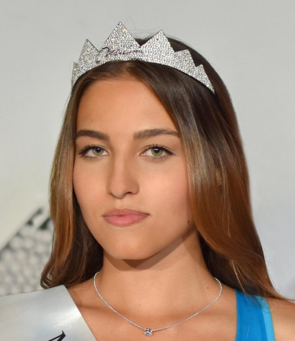 È Valeria Corna di Presezzo Miss Bergamo Brescia Capitale della Cultura