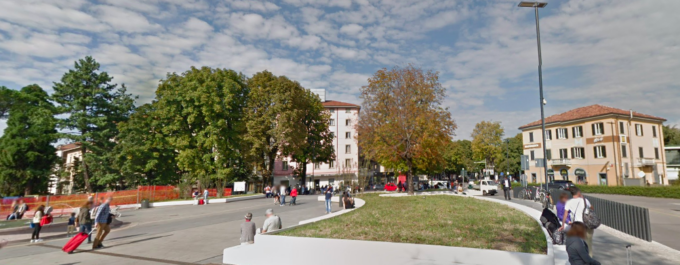 In carcere il ladro immortalato da un selfie mentre rubava una borsa a una turista