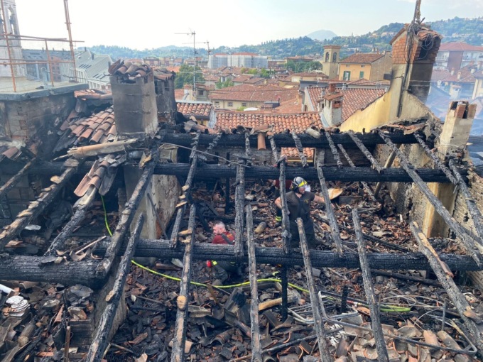 Incendio in via Moroni: apre una raccolta fondi per aiutare il suocero